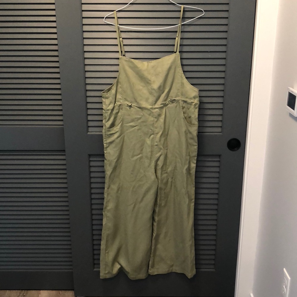 Boutique jumpsuit/overalls